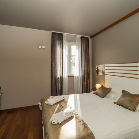 Luxury Rooms And Apartment Silente Bacvice Split Exterior foto