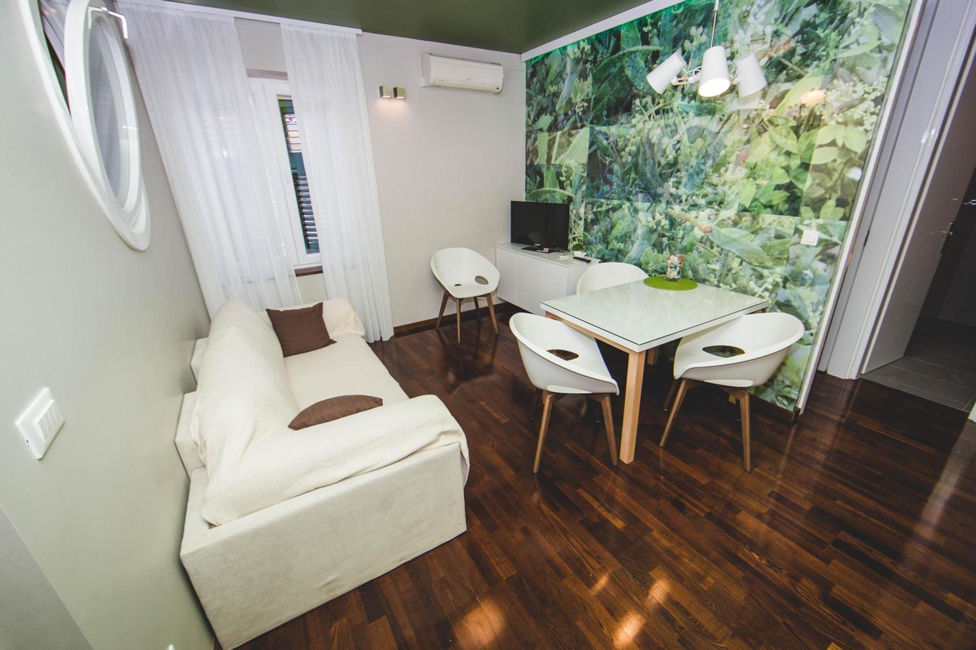 Luxury Rooms And Apartment Silente Bacvice Split Exterior foto