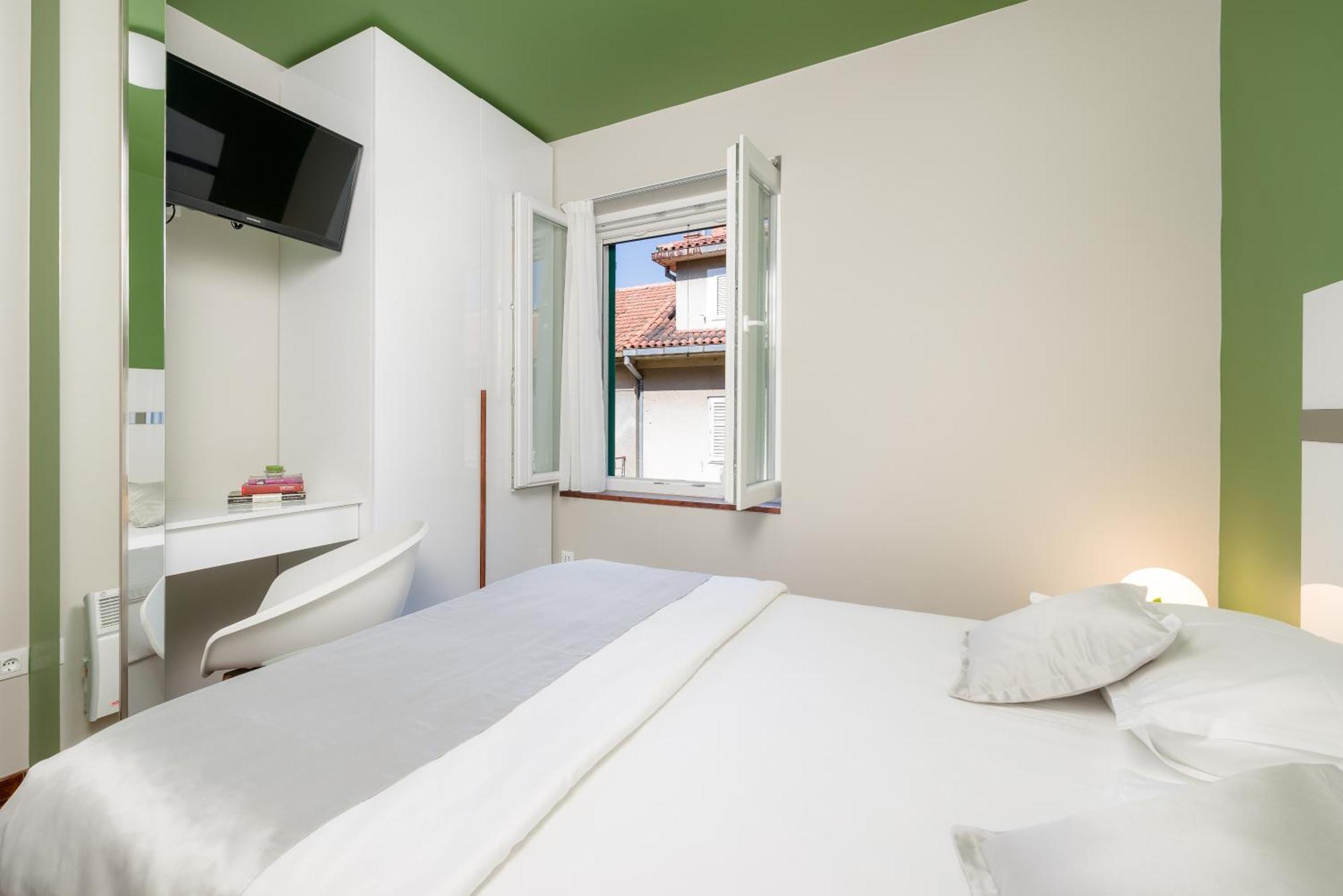 Luxury Rooms And Apartment Silente Bacvice Split Exterior foto