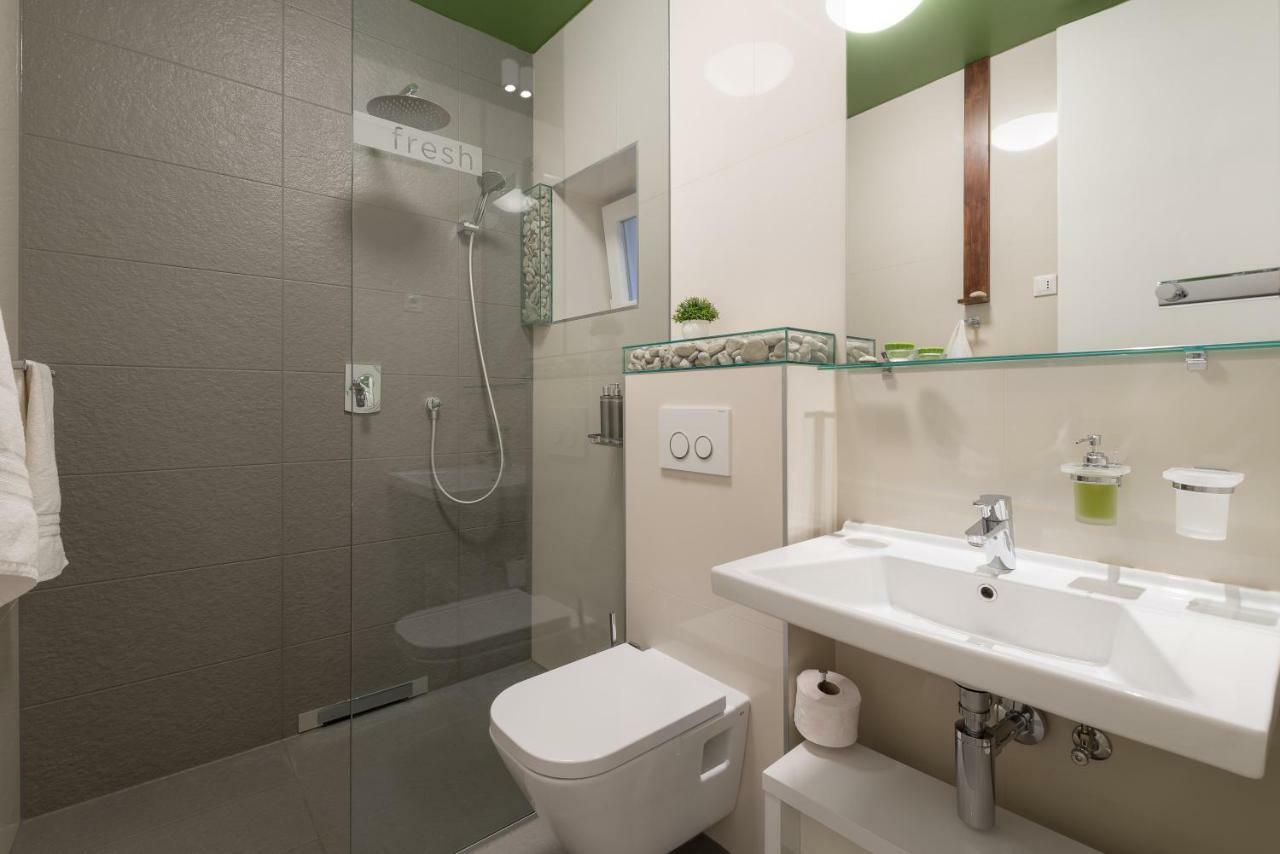 Luxury Rooms And Apartment Silente Bacvice Split Exterior foto